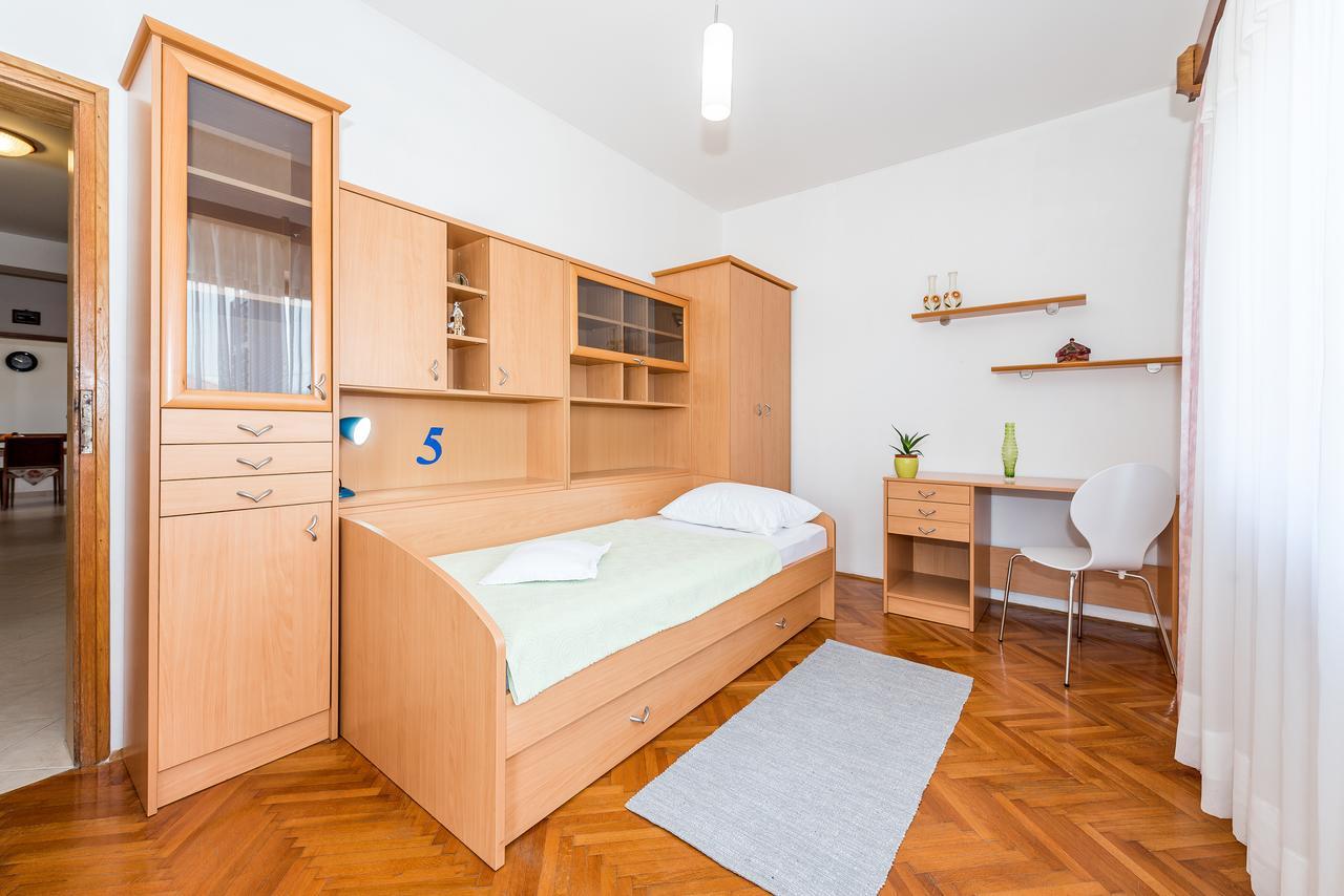 Apartment Promona Drniš Exterior foto